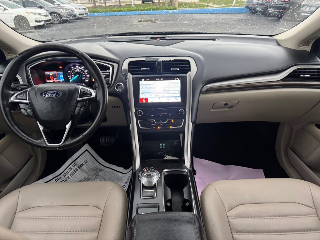 2019 Ford Fusion Image 9