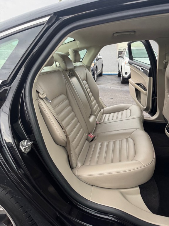 2019 Ford Fusion Image 13