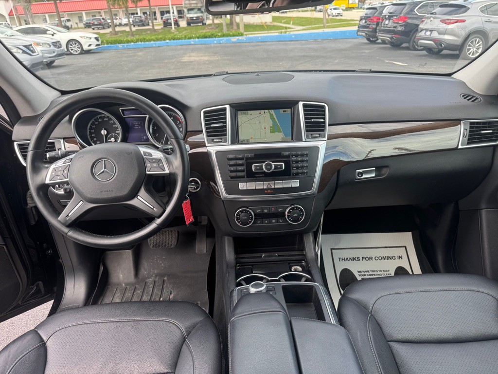 2015 Mercedes-Benz M-Class Image 9