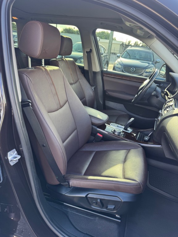 2016 BMW X3 Image 10