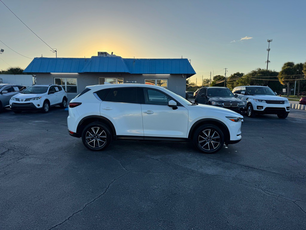 2017 Mazda CX-5 Image 5