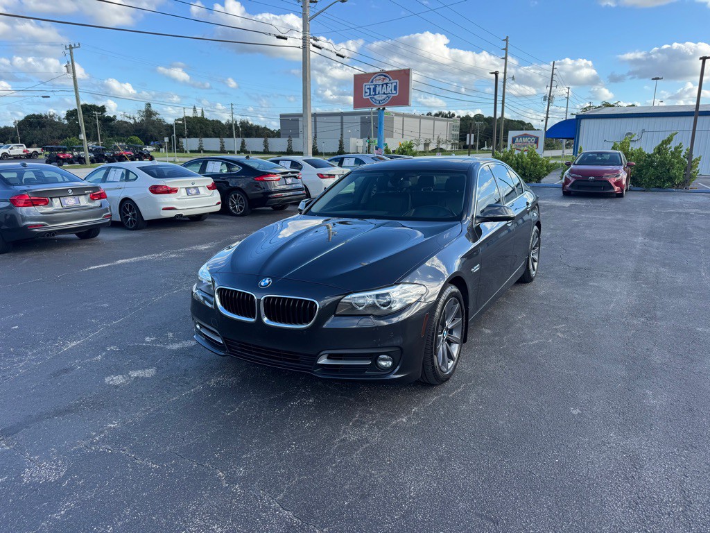 2015 BMW 5 Series Image 1