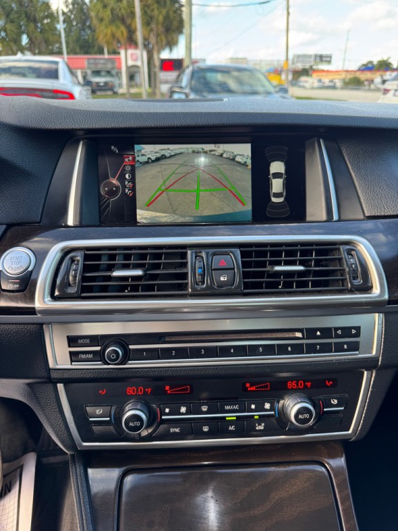 2015 BMW 5 Series Image 10