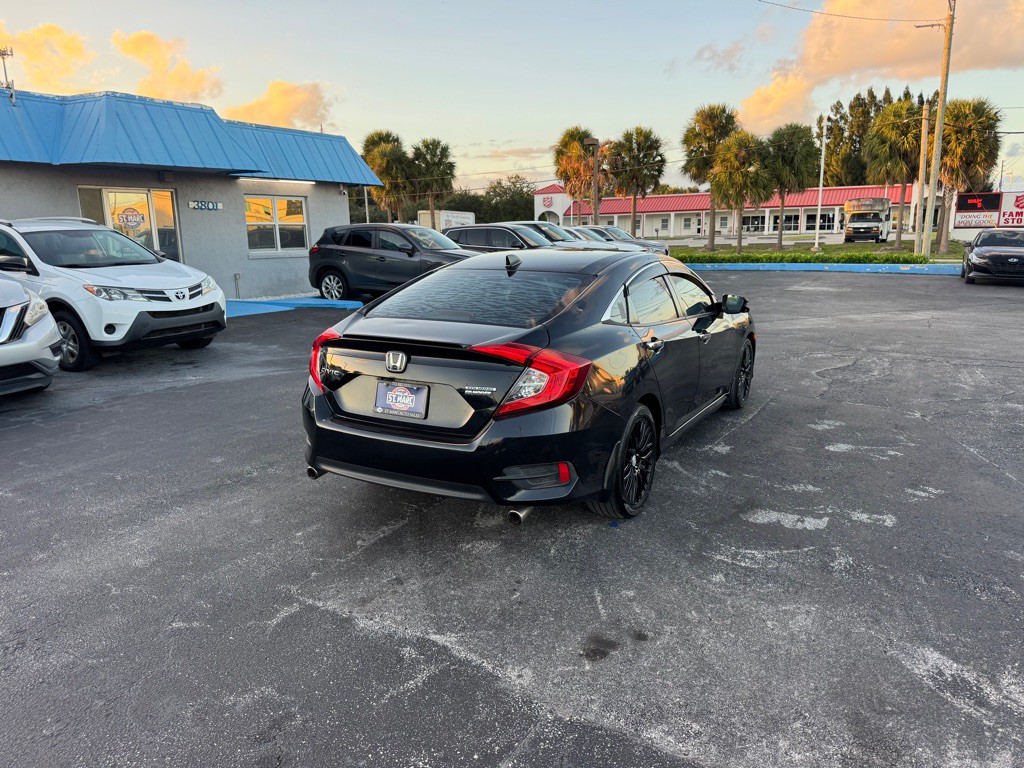 2016 Honda Civic Image 8