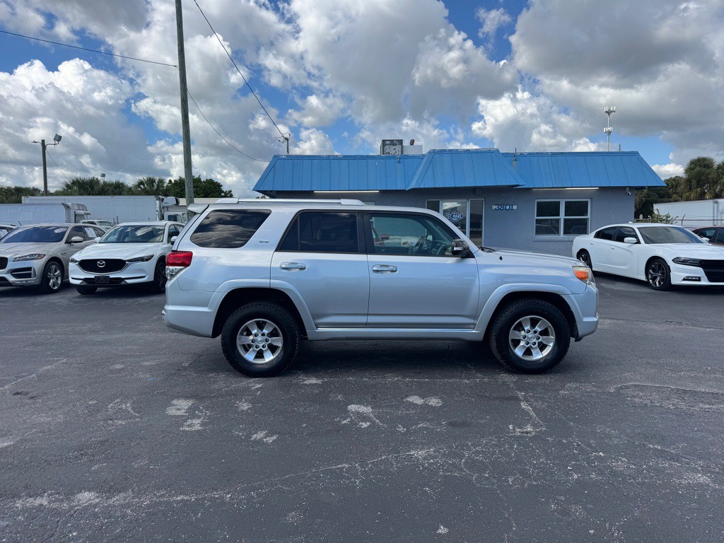 2011 Toyota 4Runner Image 4