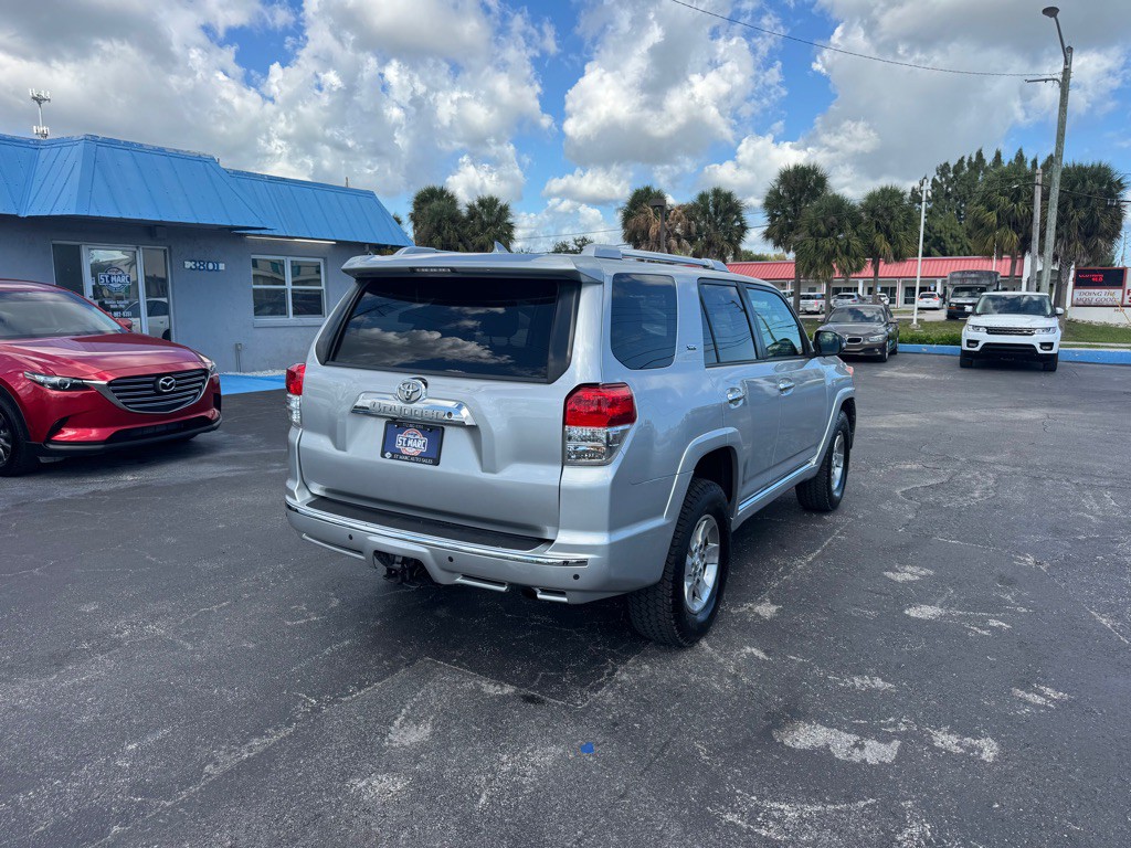 2011 Toyota 4Runner Image 8