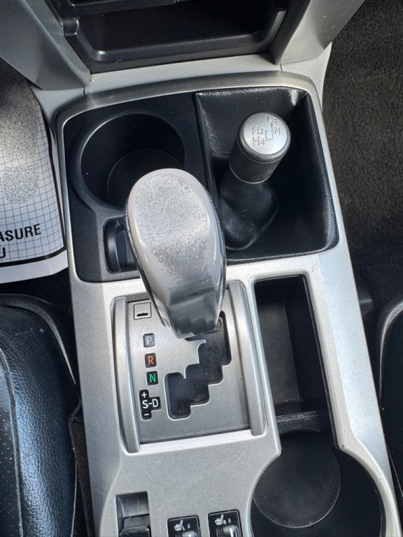 2011 Toyota 4Runner Image 10