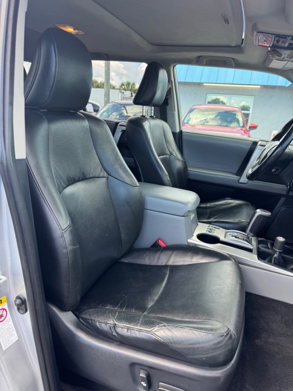 2011 Toyota 4Runner Image 12