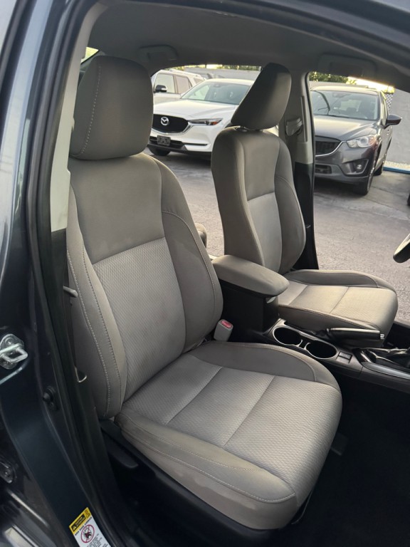 2014 Toyota Corolla Image 5