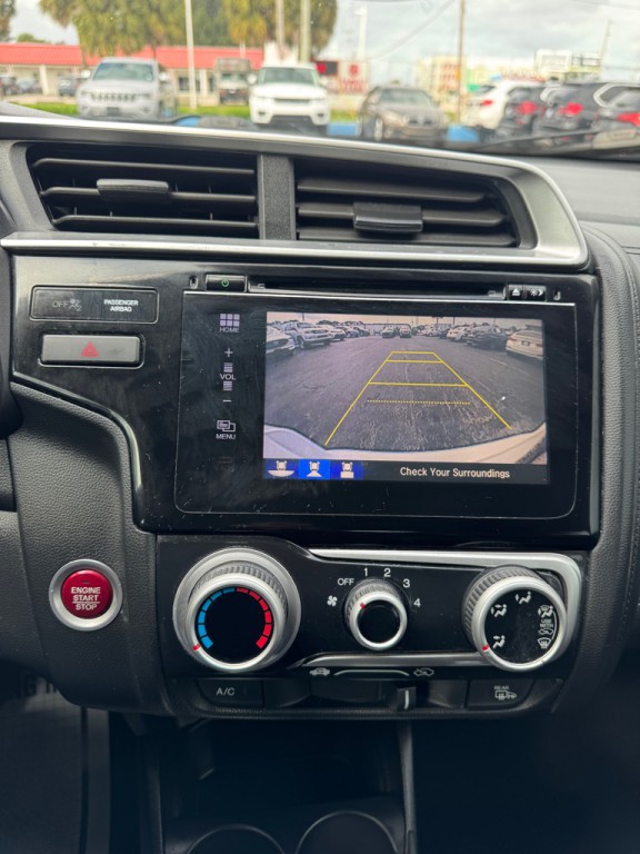 2015 Honda Fit Image 8