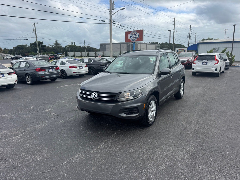 2015 Volkswagen Tiguan Image 1