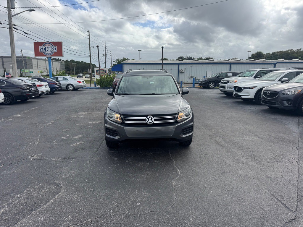 2015 Volkswagen Tiguan Image 2
