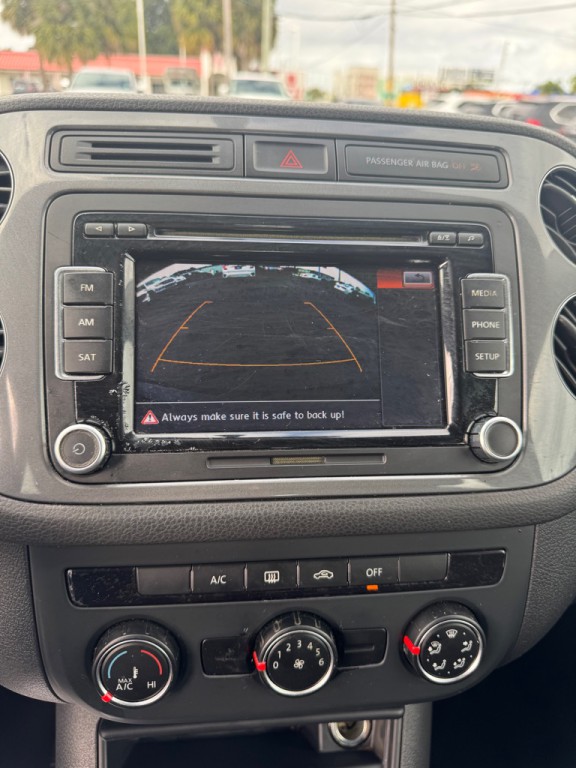 2015 Volkswagen Tiguan Image 10