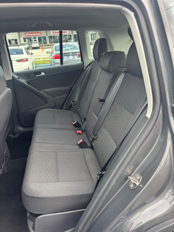 2015 Volkswagen Tiguan Image 12