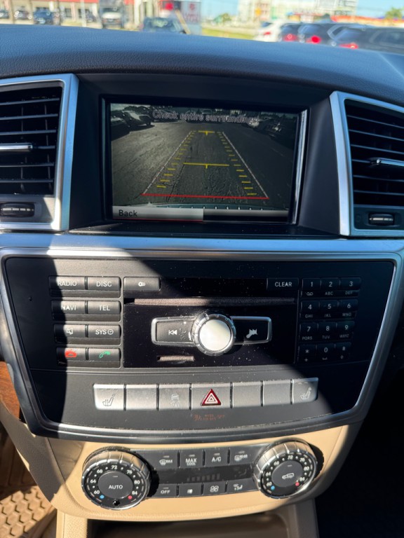 2013 Mercedes-Benz M-Class Image 9