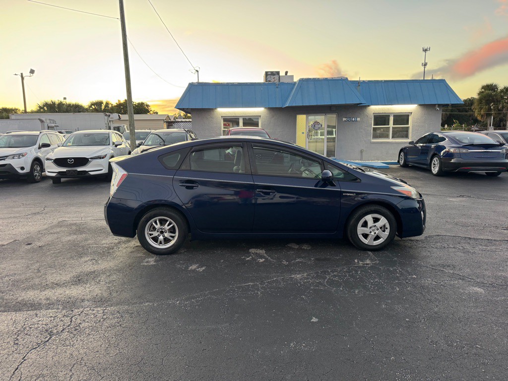 2011 Toyota Prius Image 4