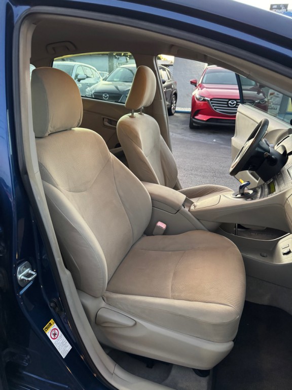 2011 Toyota Prius Image 10