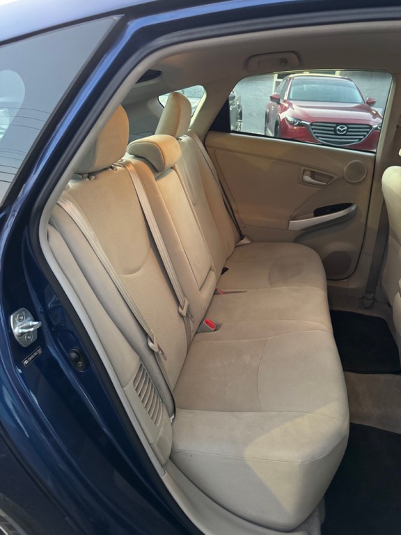 2011 Toyota Prius Image 11