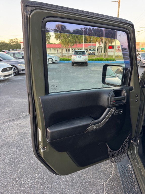 2015 Jeep Wrangler Unlimited Image 10