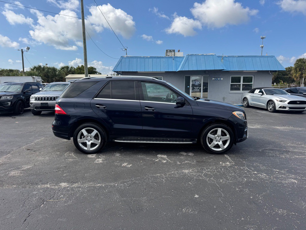 2014 Mercedes-Benz M-Class Image 5