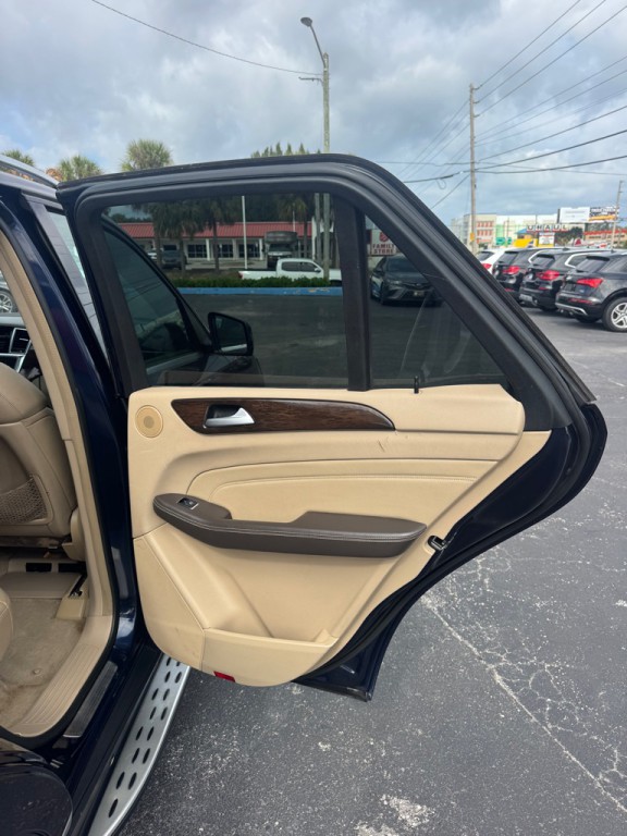 2014 Mercedes-Benz M-Class Image 18