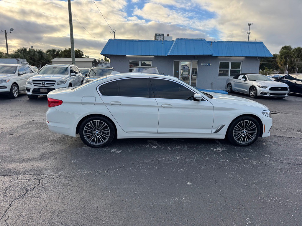 2019 BMW 5 Series Image 5