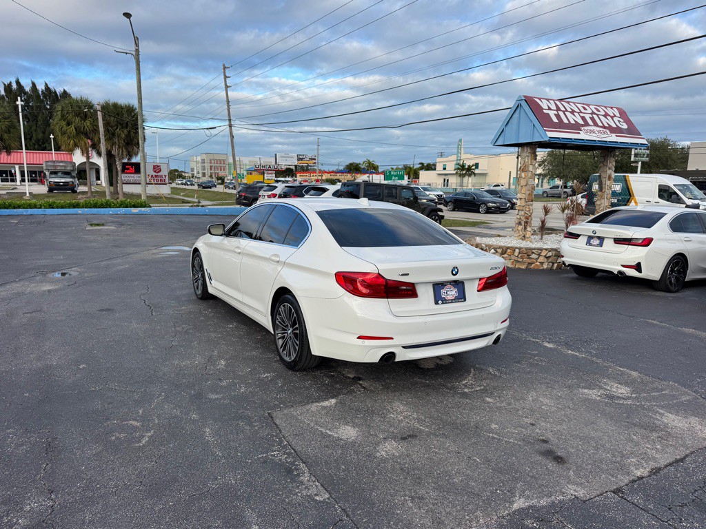 2019 BMW 5 Series Image 6
