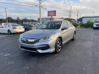 Image for 2017 Honda Accord LX ID: 7080524