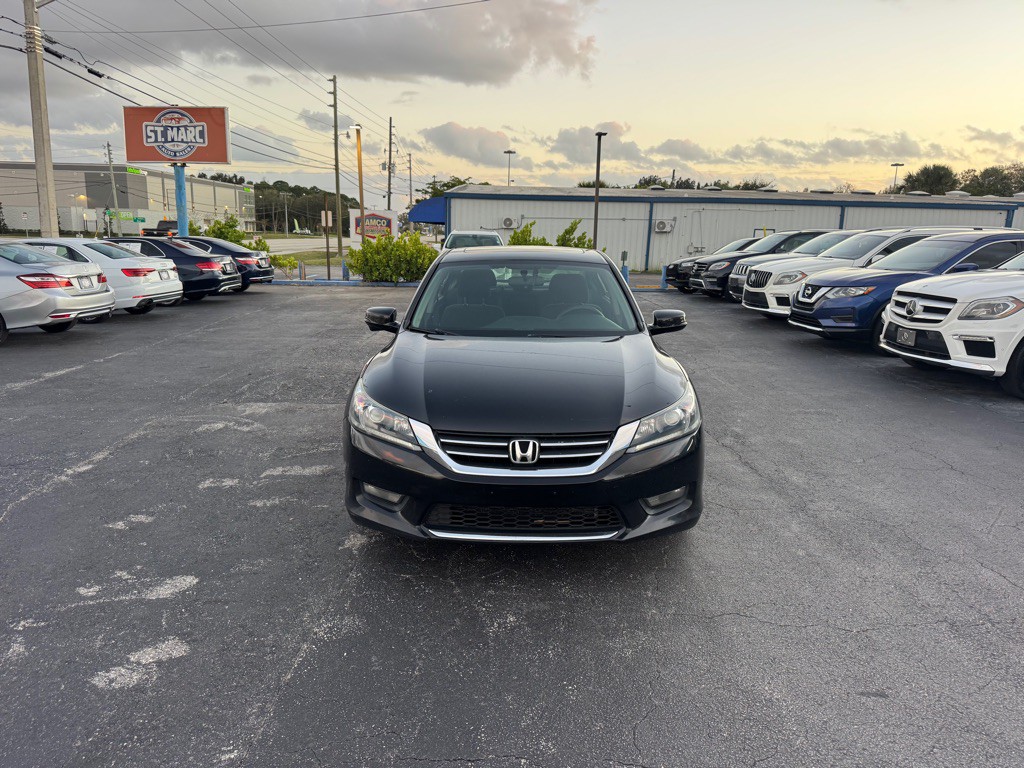 2015 Honda Accord Image 2