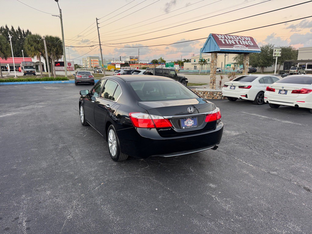 2015 Honda Accord Image 8