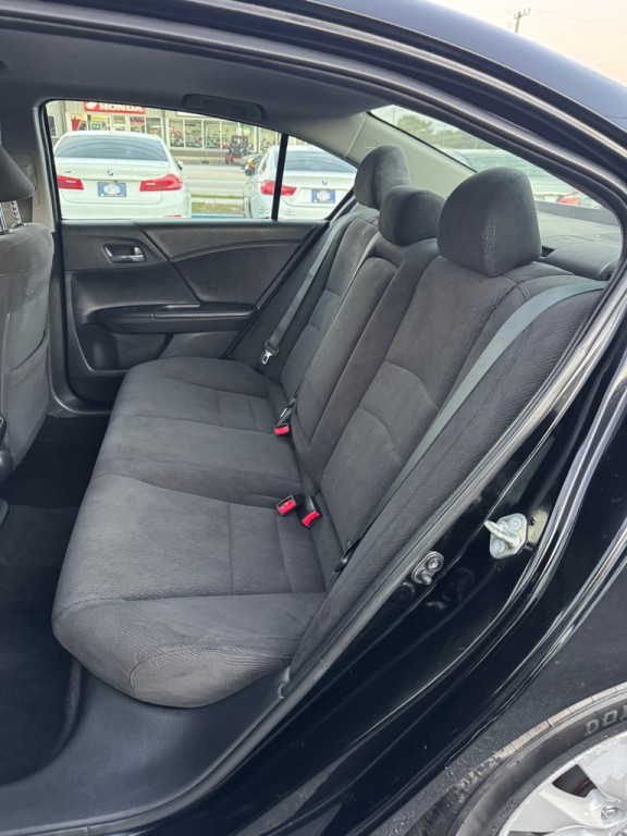 2015 Honda Accord Image 14