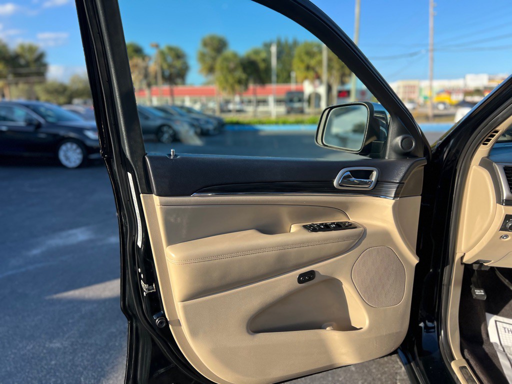 2019 Jeep Grand Cherokee Image 9