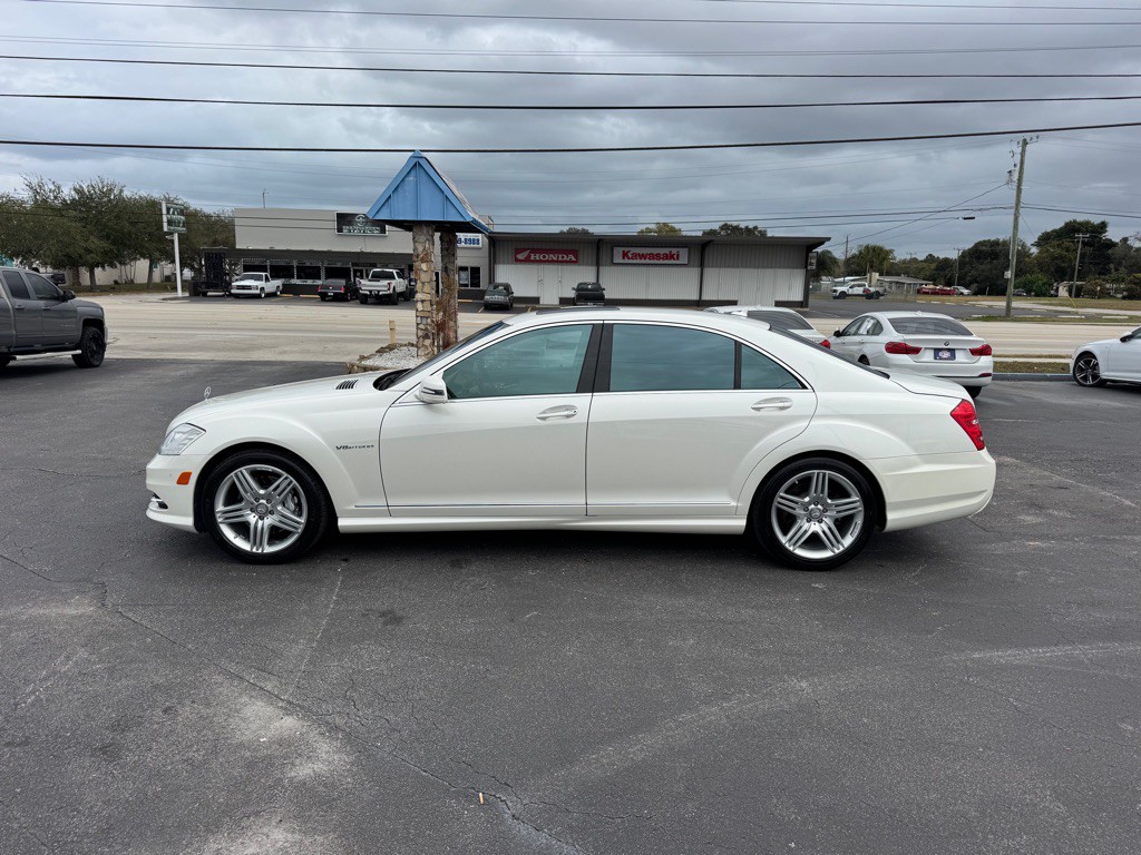 2013 Mercedes-Benz S-Class Image 4