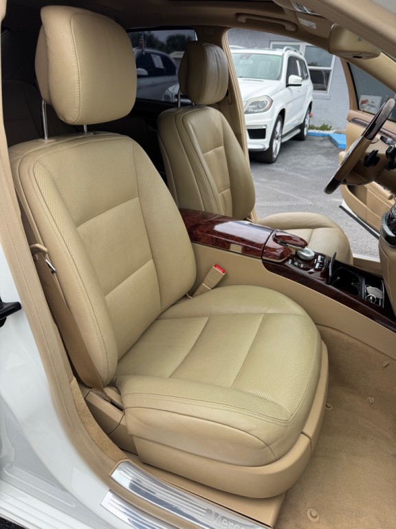 2013 Mercedes-Benz S-Class Image 13