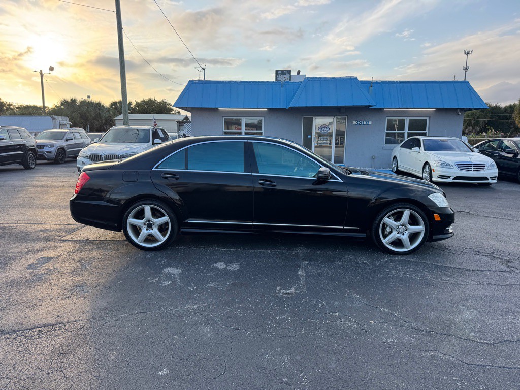 2013 Mercedes-Benz S-Class Image 5