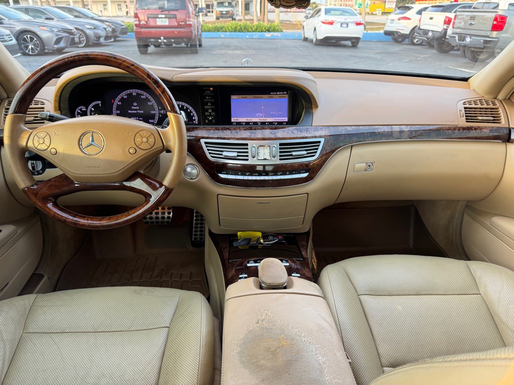 2013 Mercedes-Benz S-Class Image 9