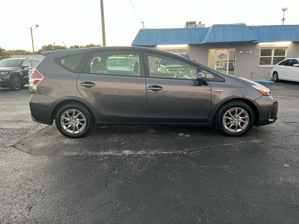 2015 Toyota Prius Image 5