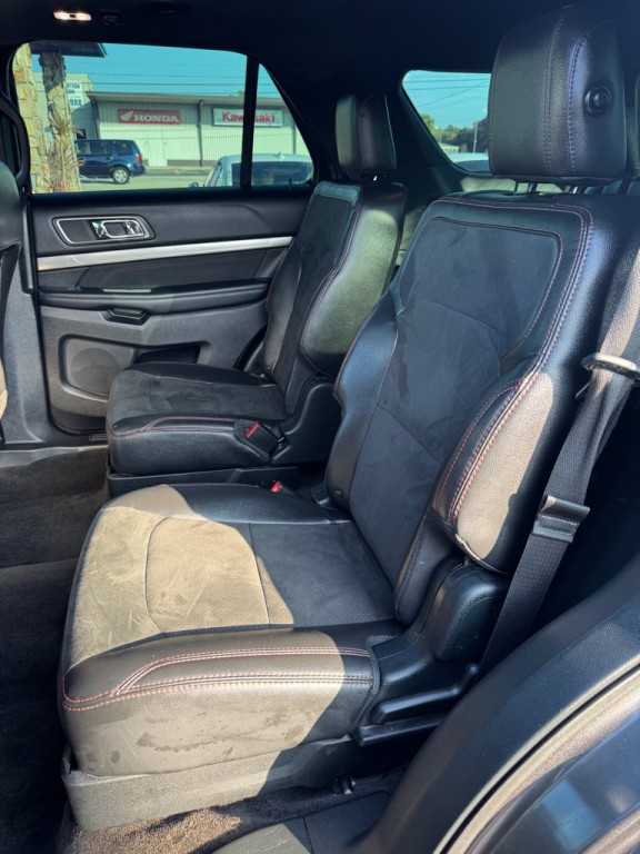 2018 Ford Explorer Image 10