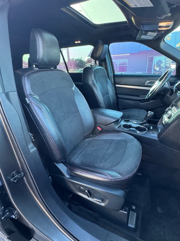 2018 Ford Explorer Image 15
