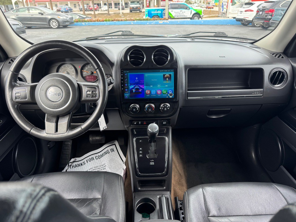 2016 Jeep Patriot Image 10