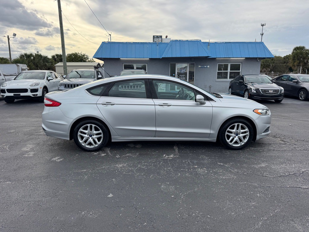 2014 Ford Fusion Image 5