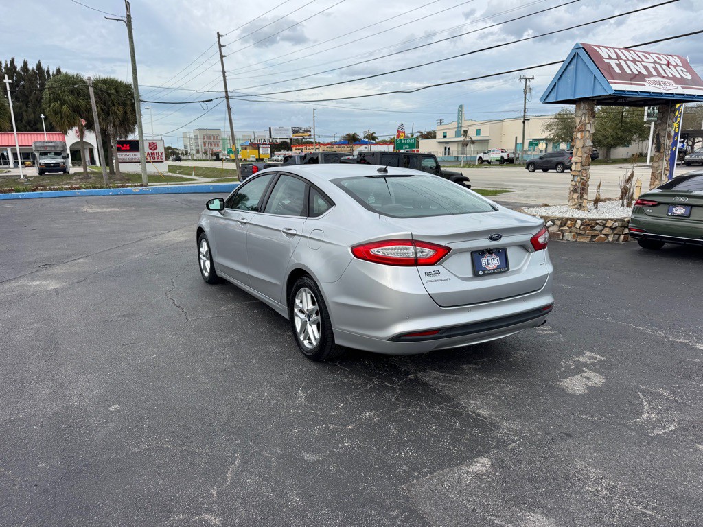 2014 Ford Fusion Image 8