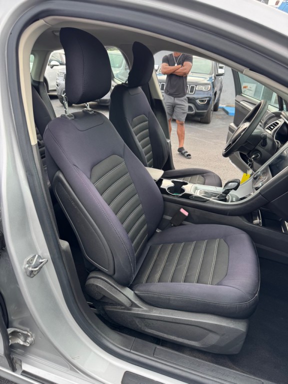 2014 Ford Fusion Image 12