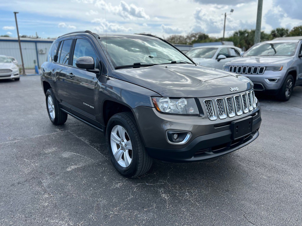 2015 Jeep Compass Image 4