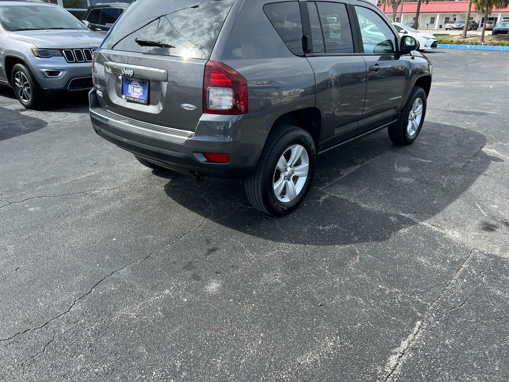 2015 Jeep Compass Image 6