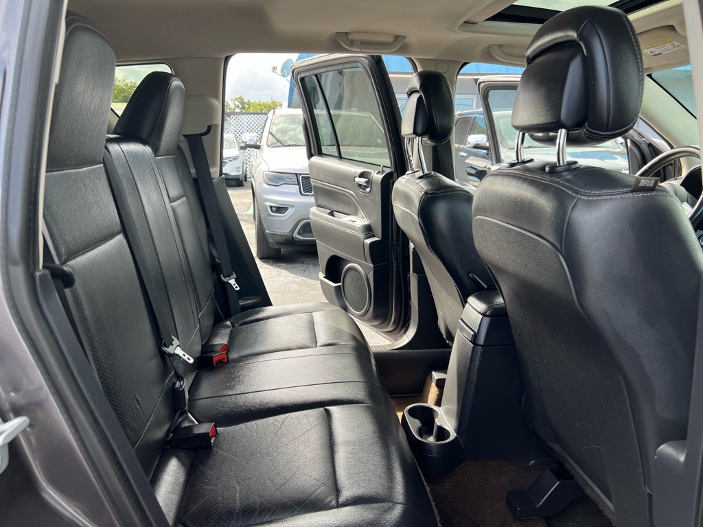 2015 Jeep Compass Image 15