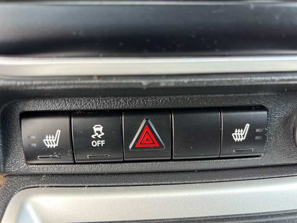 2015 Jeep Compass Image 19