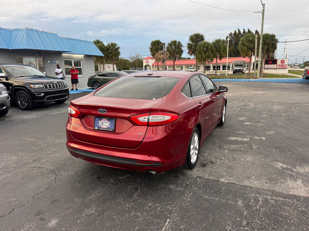 2016 Ford Fusion Image 8