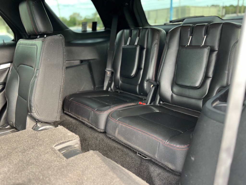 2017 Ford Explorer Image 13