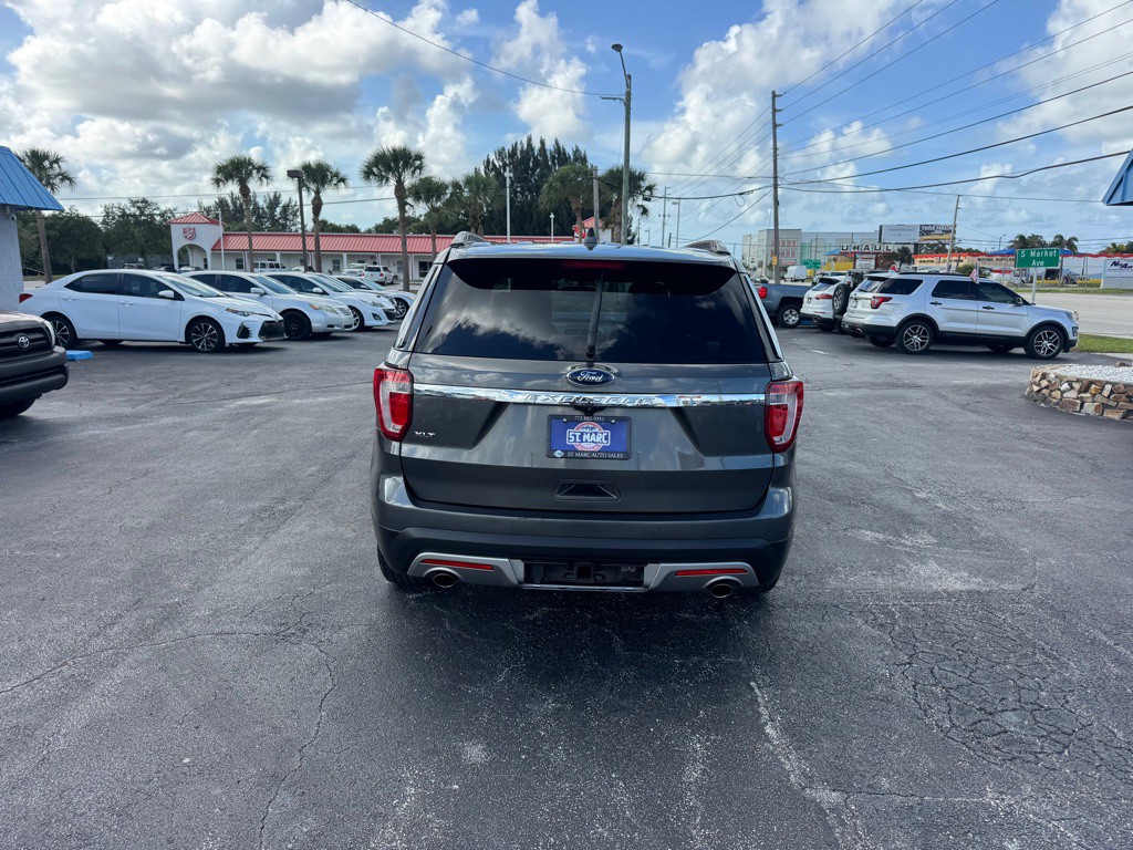 2017 Ford Explorer Image 7